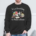 Cute It's a Good Day To Read a Book Cat Bookworm Sweatshirt Gifts for Old Men Cute It's a Good Day To Read a Book Cat Bookworm Sweatshirt Gifts for Old Men