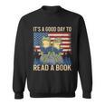 It's A Good Day To Read A Book Frog Vintage USA FLag Sweatshirt It's A Good Day To Read A Book Frog Vintage USA FLag Sweatshirt
