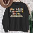 Just A Girl Who Loves Books Bookworm Librarian Retro Cute Sweatshirt Gifts for Old Women