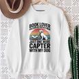 Women's Book Lover Golden Retriever Mom Just One More Chapter Sweatshirt Gifts for Old Women