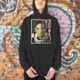 Never Underestimate The Power Of A Girl With A Book T-Shirt Men Hoodie