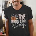 I'm Just Here For The Snacks Baseball Coquette Game Day Girl Men's V-Neck T-Shirt