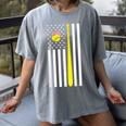 American Flag Baseball Mom Team Women's Comfort Colors T-Shirt Gray American Flag Baseball Mom Team Women's Comfort Colors T-Shirt Gray