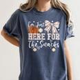 I'm Just Here For The Snacks Baseball Coquette Game Day Girl Women's Comfort Colors T-Shirt Moss I'm Just Here For The Snacks Baseball Coquette Game Day Girl Women's Comfort Colors T-Shirt Moss