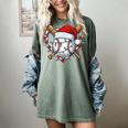 Christmas Baseball Santa Hat For Baseball Players Fans Women's Comfort Colors T-Shirt Berry