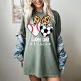 Game Day Vibes Soccer Baseball Mom Heart Women's Comfort Colors T-Shirt Berry