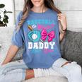 Baseball Or Bows Daddy Loves You Gender Reveal Family Women's Comfort Colors T-Shirt Chalky Mint