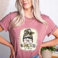 Bleached Messy Bun Game Day Vibes Baseball Mom Game Day Women's Heather T-Shirt Heather Mauve Bleached Messy Bun Game Day Vibes Baseball Mom Game Day Women's Heather T-Shirt Heather Mauve