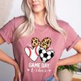 Game Day Vibes Soccer Baseball Mom Heart Women's Heather T-Shirt Heather Mauve