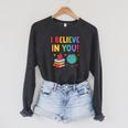 I Believe In You Educational Art With Books And Globe Raglan Sleeve Sweatshirt Dark Grey Heather