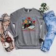 El Salvador Hispanic Heritage Month Book Cute Floral Cat Art Raglan Sleeve Sweatshirt Deep Heather