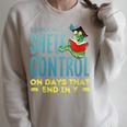 I Only Have Shelf Control On Days End In Y Book Raglan Sleeve Sweatshirt Heather Forest
