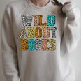 Women's Wild About Books Reading Animal Book Lover Teacher Raglan Sleeve Sweatshirt Heather Forest