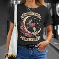 Dark Romance Read Books Be Kind Stay Weird Reading Skeleton T-Shirt Gifts for Her Dark Romance Read Books Be Kind Stay Weird Reading Skeleton T-Shirt Gifts for Her