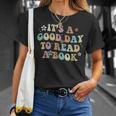 It's A Good Day To Read A Book Reading Librarian Teacher Kid T-Shirt Gifts for Her
