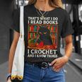 That's What I DO I Read Books Crochet Cat T-Shirt Gifts for Her
