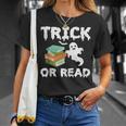 Trick Or Read Halloween Books Halloween Read Trick Or Read T-Shirt Gifts for Her Trick Or Read Halloween Books Halloween Read Trick Or Read T-Shirt Gifts for Her