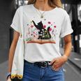 Cat Kitten Wildflower Book Pet Owner Librarian T-Shirt Gifts for Her Cat Kitten Wildflower Book Pet Owner Librarian T-Shirt Gifts for Her