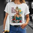 Hot Girls Read Books Spicy Bookish Girl Dark Romance Reader T-Shirt Gifts for Her