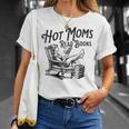 Hot Moms Read Books For Moms Book Lover T-Shirt Gifts for Her