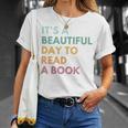 It's A Beautiful Day To Read A Book T-Shirt Gifts for Her