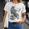Raven Crow Reading a Magic Book Wizard Animal Bird Reader T-Shirt Gifts for Her