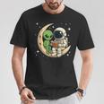 Reading Astronaut & Alien Reading Bookworm Reader T-Shirt Unique Gifts