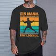 Balance Book Holder Saying Ein Bilanzbuchha T-Shirt Gifts for Him