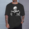Skeleton Reading Book Bookworm Reader Bookish Halloween T-Shirt Gifts for Him