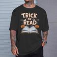 Trick Or Read Reading Book Halloween Pun T-Shirt Gifts for Him Trick Or Read Reading Book Halloween Pun T-Shirt Gifts for Him