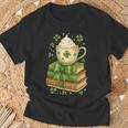 Book Lover St Patricks Day Teacher Cosy Librarycore T-Shirt Gifts for Old Men