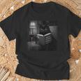 Cat Reading Book Retro Cat Photo Humor T-Shirt Gifts for Old Men