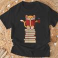 Cats And Reading Books Literature T-Shirt Gifts for Old Men