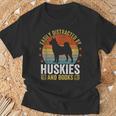 Huskies And Books Husky Mom Husky Dad Retro Vintage Reading T-Shirt Gifts for Old Men Huskies And Books Husky Mom Husky Dad Retro Vintage Reading T-Shirt Gifts for Old Men