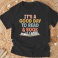 Ist A Good Day To Read A Book For a Bookworm Book Lovers T-Shirt Gifts for Old Men