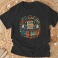 Lift So I Can Carry More Books Bookworm Retro T-Shirt Gifts for Old Men