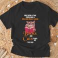 Once Upon a Time There Was a Girl Who Really Loved Books And T-Shirt Gifts for Old Men
