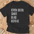 Open Book Sniff Read Repeat T-Shirt T-Shirt Gifts for Old Men