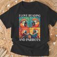 Parrot Love Reading And Parrots Child Book Lover T-Shirt Gifts for Old Men