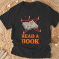 Read a Book Pentagram Satan Occult Goth Satanic T-Shirt Gifts for Old Men