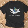 We Read At Dawn Bookish Frog Wizard Reading T-Shirt Gifts for Old Men We Read At Dawn Bookish Frog Wizard Reading T-Shirt Gifts for Old Men