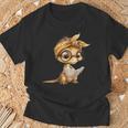 Women's Baby Lizard Small Book Reading Reptile Graphic Portrait T-Shirt Gifts for Old Men