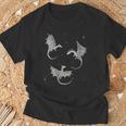 Women's Flying Dragon Fantasy Reader For Bookworm Book Lovers T-Shirt Gifts for Old Men