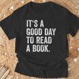 Women's It's A Good Day To Read A Book T-Shirt Gifts for Old Men