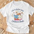 I Still Read Children’s Books Cute Duck Reading Book Lover T-Shirt Gifts for Old Men