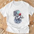 Reading Read Books Reader Nerd Cartoon Astronaut Moon T-Shirt Gifts for Old Men