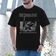 Softball Dad Like a Baseball Dad But With Bigger Balls Men T-Shirt