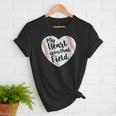 Retro My Heart Is On That Field Baseball Mom Mother's Day Women T-Shirt