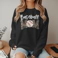 Leopard Baseball Mom Baseball Mama Retro Cute Mother's Day Women Crewneck Sweatshirt