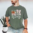 I'm Just Here For The Snacks Baseball Coquette Game Day Girl Men's Comfort Colors T-Shirt Moss